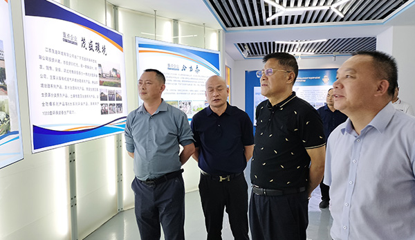 深圳正威集團董事會江主席，黃總一行蒞臨我司考察